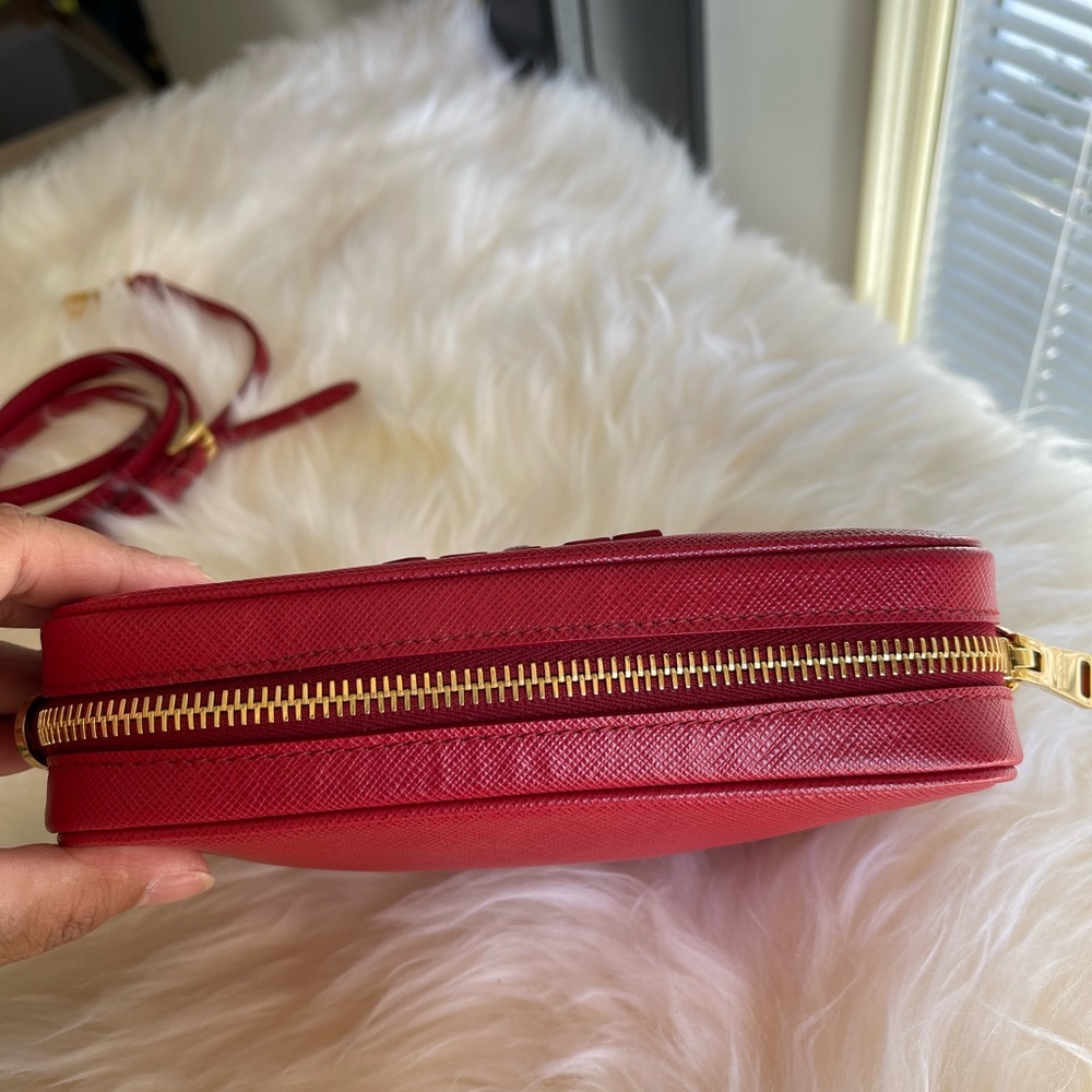 PRADA Safiano Crossbody - Picture 11 of 16